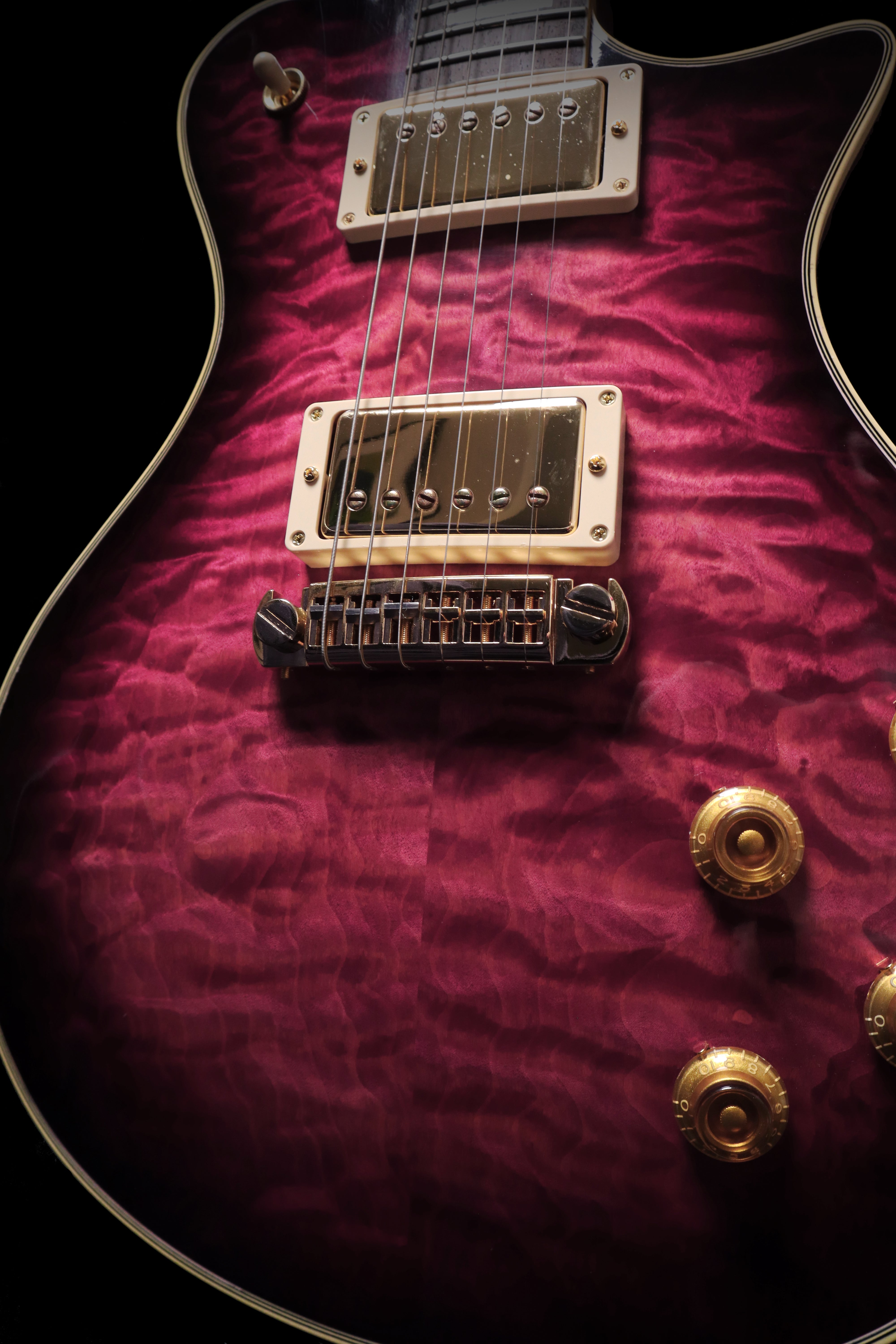 Carneglia Master Series Stallion Standard Electric Guitar with Brazilian Rosewood - Mauve Burst