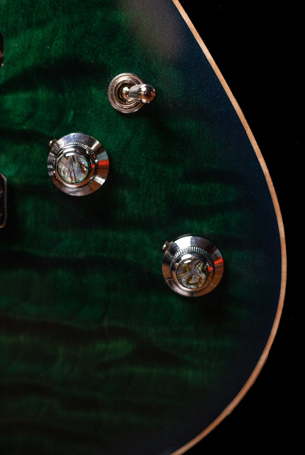 Carneglia Sublime Flame Maple Top Electric Guitar - Green Burst Metallic